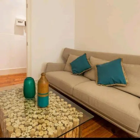 Anjos 3 Bedroom With Balcony Апартаменти