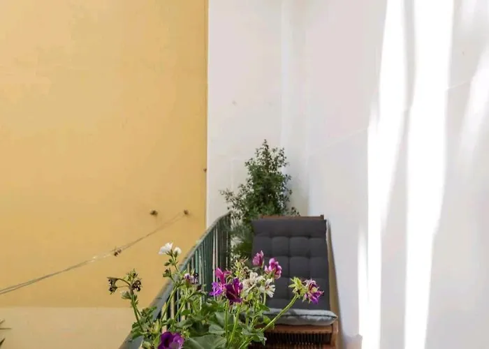 Apartment Anjos 3 Bedroom With Balcony