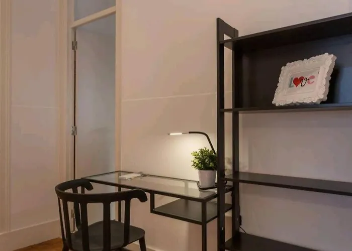 Διαμέρισμα Anjos 3 Bedroom With Balcony Lisboa
