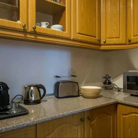 Anjos 3 Bedroom With Balcony Appartamento *